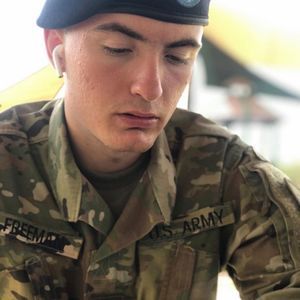 Meet your Posher, Dillon